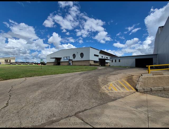17,000M² FACTORY FOR SALE IN ANDERBOLT